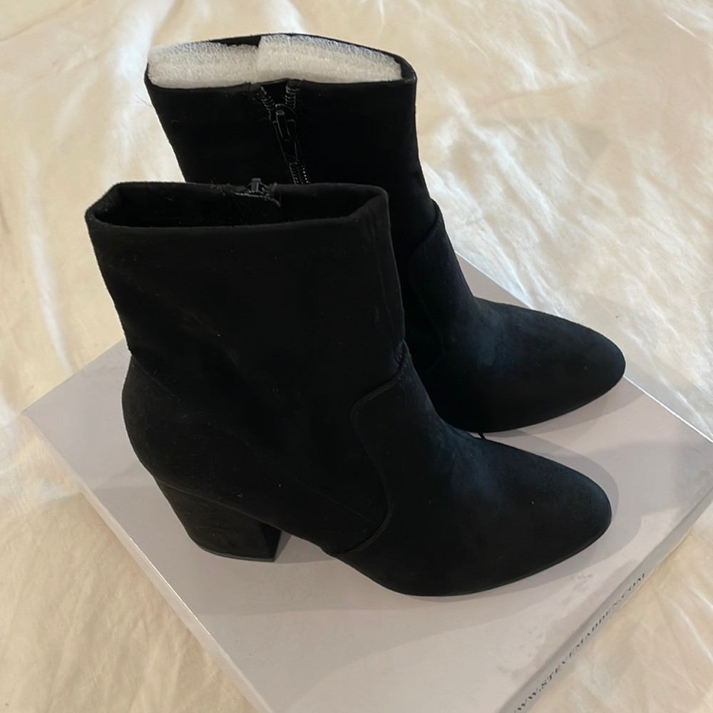 Never worn Steve Madden Suede black booties. Size 7.5